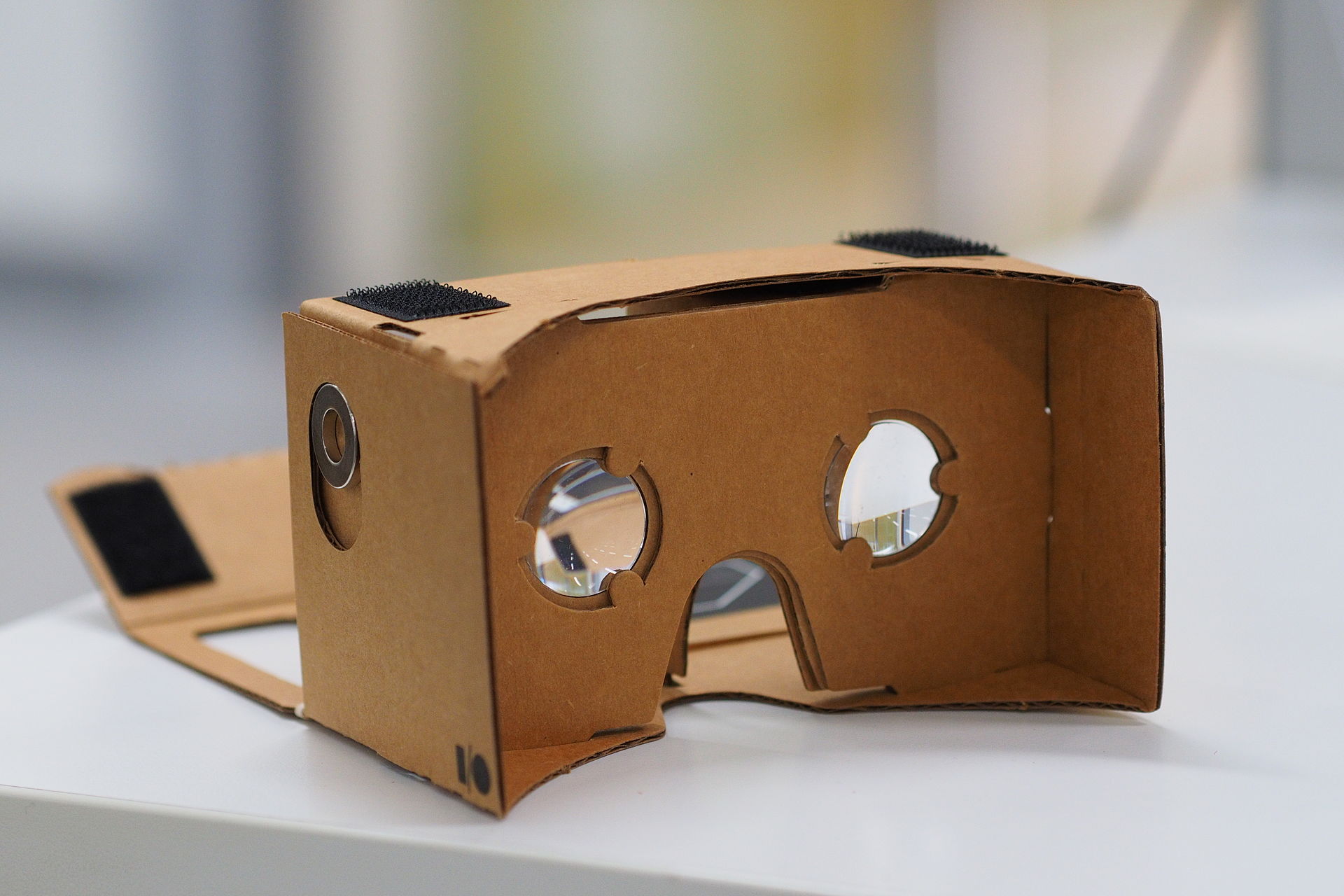google-cardboard-vr-headset.jpg