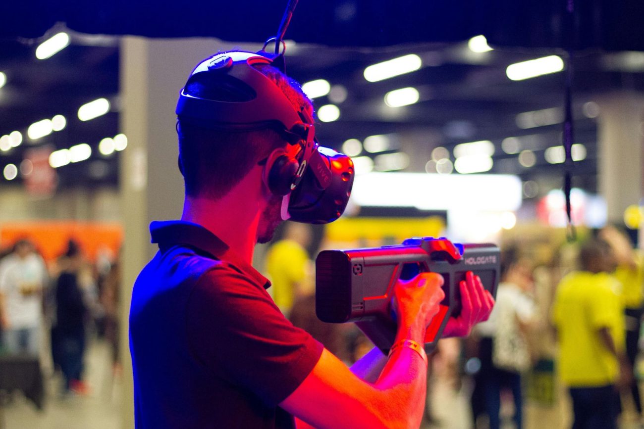 virtual-reality-1300x867.jpg